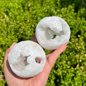 65mm+ Natural Moroccan Agate Geode Sphere,Quartz Agate Geode Sphere,,Mineral Specimen,Home Decoration,Reiki Healing,Crystal Gifts 1pc