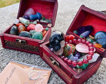 Mystery Crystal Confetti Scoop Box - Tumbled,Bracelets,Palmstone,Gemstone Surprise Mix