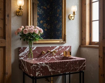 Lavabo Imperial Bordeaux en marbre cannelé rouge cerise, sculpté à la main, sur pied métal | Élément de luxe pour salle de bain