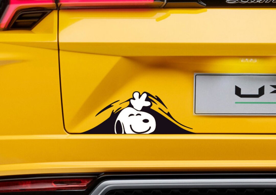 Trunk Peeking Snoopy Vinyl Decal Sticker For Laptop Ipad Etsy 日本