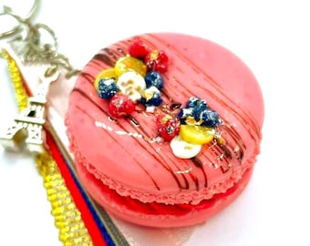 "Red Berry Delight Macaron" Keychain in Polymer Clay - Handmade