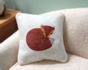 Sleeping red fox pillow - dollhouse miniature