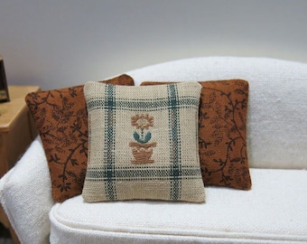 Sunflower plaid pillow - dollhouse miniature