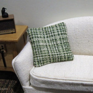 Green and cream plaid pillow - retro, vintage - dollhouse miniature