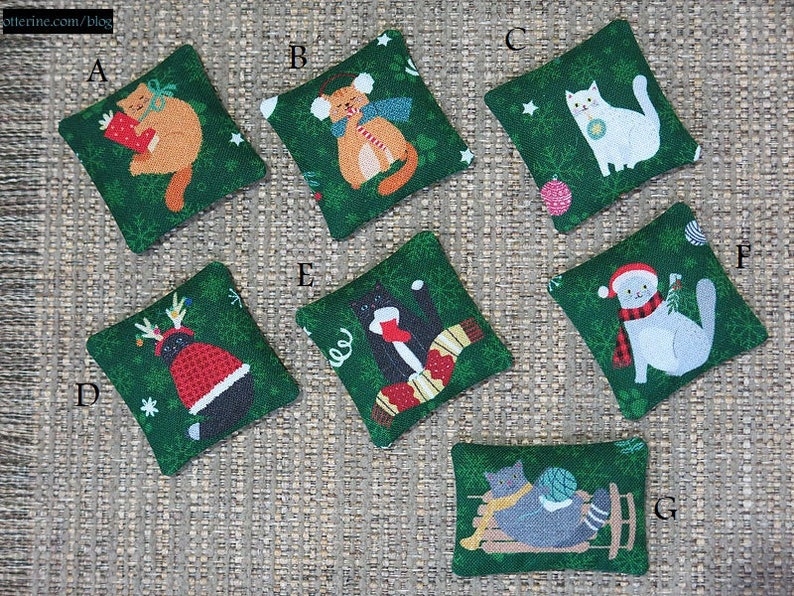 Christmas cat pillow assorted styles kitten, holiday dollhouse miniature image 10