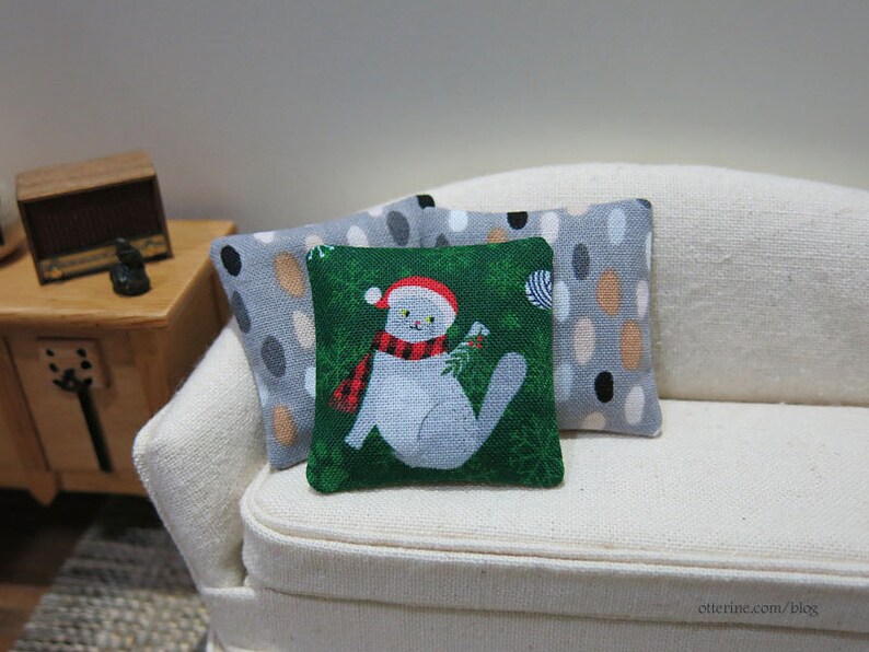 Christmas cat pillow assorted styles kitten, holiday dollhouse miniature image 9