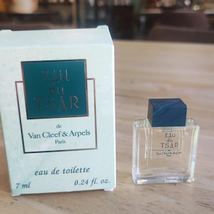 Van Cleef & Harpels Eau du Tsar perfume miniature