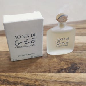 Acqua Di Gio Armani perfume miniature