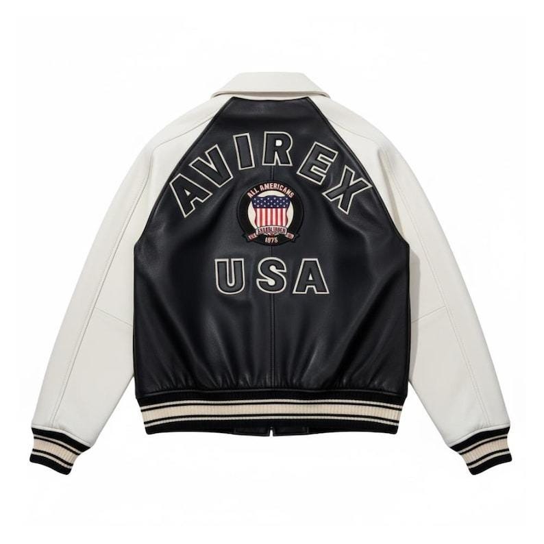 Puede incluir: Un juego de tres tazas de cer&aacute;mica con un acabado mate moteado. Las tazas son de color crema, gris claro y gris oscuro. Cada taza tiene un dise&ntilde;o sencillo y un asa redondeada.