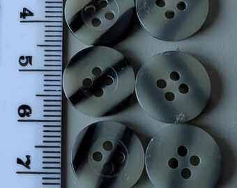 13 x 11 mm zebramönstrade platta knappar med 4 syhål