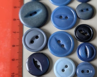 22 assorted sizes and shades of blues fisheyes buttons vintage