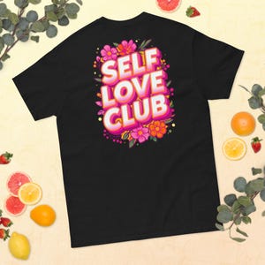Unisex printed t-shirt.