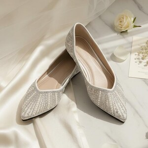 Chaussures de mariée pointues, Chaussures de mariée plates, Chaussures de mariage ornées, Chaussures de mariée confortables, Chaussures de mariage scintillantes, Chaussures de réception pour la mariée