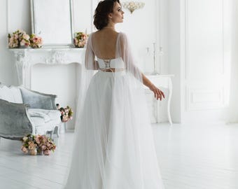 Tulle bridal wings, Wedding cape veil, Shoulder veil for wedding, Draped cape veil, Bridal shoulder cape veil, Cape veil cathedral
