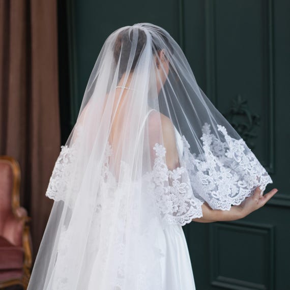 Wedding veil veil double Layer blusher with lace edge bride Double Lace Edge Bridal Veil With Blusher Two-Layer Nylon  main image 4