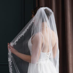 Wedding veil lace trim, Bridal veil with lace edge, Embroidered veil flower trim, Lace veil with comb, Lace cathedral wedding veil