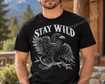 Stay Wild Raven SVG PNG, arte gótico de aves, diseño para amantes de la naturaleza, camisetas y diseños de camisetas