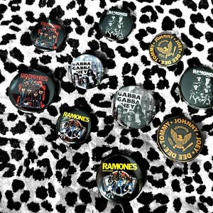 Ramones Punk Rock Pin Buttons - Gabba Hey, Road to Ruin Mix (25 mm 32 mm)
