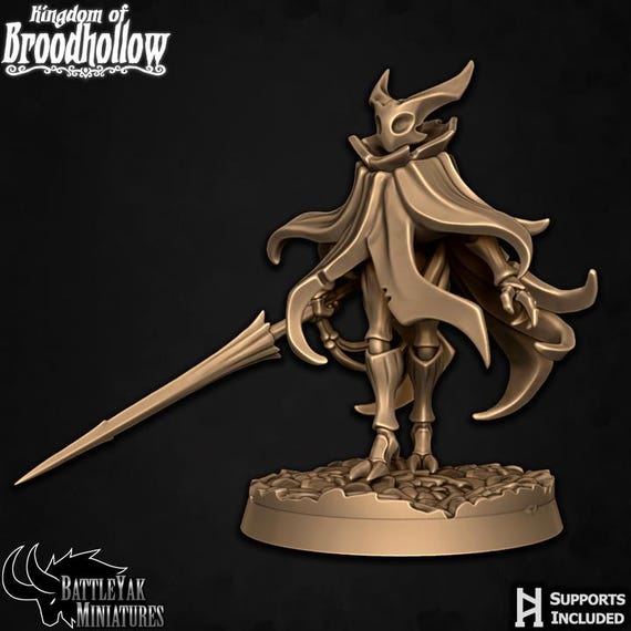 Pale Huntress 32mm scale by Battle Yak Miniatures