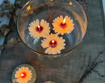 Set of 12 Floating Daisy Candles | Spring Decor Floral Floating Candles | Romantic Water Bowl Centerpiece | Handmade Soy Wax Gift