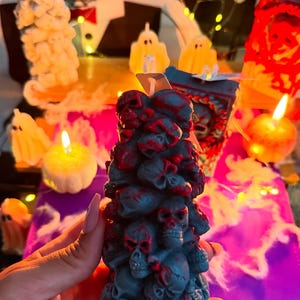 Halloween Skull Candle – Spooky & Creepy Handmade Candle