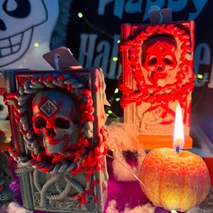 Halloween Skull Candle – Spooky & Creepy Handmade Candle
