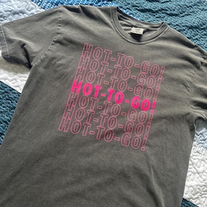 HOT-TO-GO Chappell Roan Inspired T-Shirt