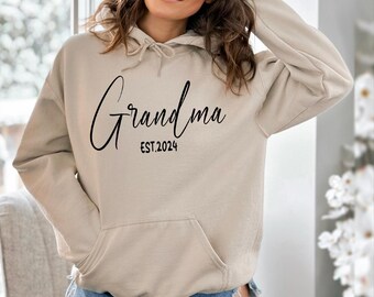 Custom Grandma Est Shirt Mothers Day Hoodie, Personalized New Nana Hoodie, Birthday Gift for Grandmother