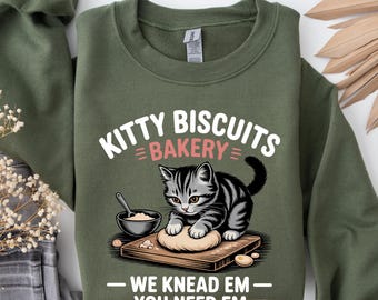 Sudadera divertida de gato: Kitty Biscuits Bakery, haciendo galletas (cuello redondo)