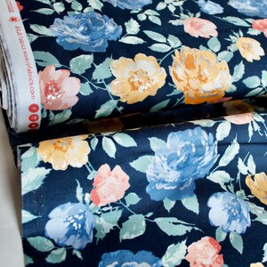 PS200-MI2M Sommer rose - Lothringen - Mitternacht Metallic Stoff, 100 % feine Baumwolle, Quilt Gewicht Stoff, Baumwolle n Stahl