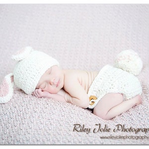 Crochet pattern pdf Bunny Hat Baby Girl Boy. Photography prop. Birthday gift 4 sizes 027 image 3