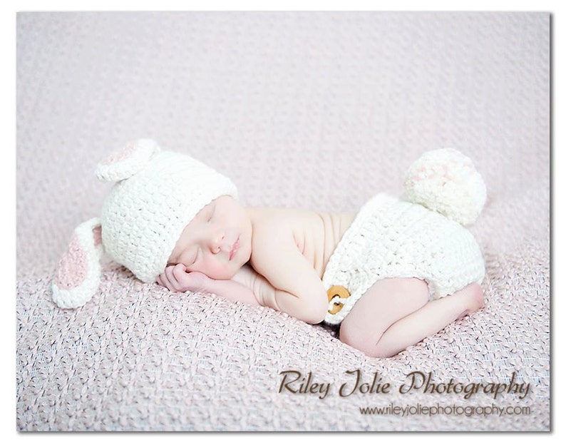 Crochet pattern pdf Bunny Hat Baby Girl Boy. Photography prop. Birthday gift 4 sizes 027 image 3