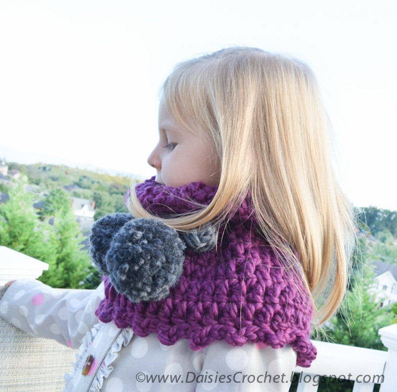 Crochet PATTERN Toddler Kids Adult nackwarmer cowl scarf infinity. 032 image 4