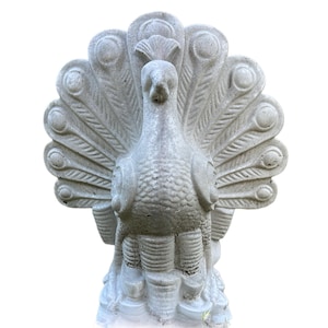 Stone figure peacock bird 50 cm cast stone concrete garden figure frost-proof grey
