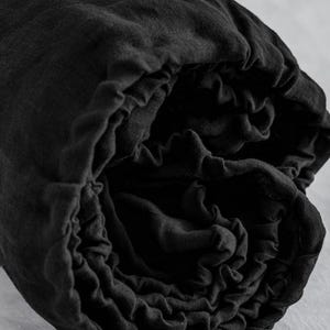 Linen Fitted Sheet - Hypoallergenic Bedding - Breathable Linen Sheet for All Seasons