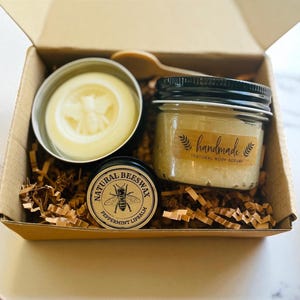 Natural Skincare Gift Set/ Bundle- Beeswax Lotion Bar, Coconut Sugar Scrub & Peppermint Lip Balm- Self Care Kit, Eco-Friendly Gift for Her