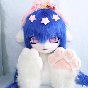 Masque Fursuit KIG fait main bleu kawaii avec tête d'animal à fourrure avec yeux étoilés Gants pattes blanches Lolita rubans de cheveux Costume de cosplay mignon pour adultes