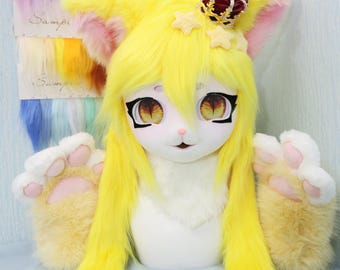 Neongele kattenfursuit hoofd lange vlechten kroonster haarspeldjes handgemaakte cosplay gouden gradiënt kattenogen poothandschoenen harige lolita kostuum KIG
