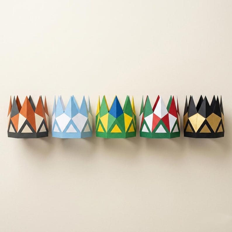 World Cup | Low Poly Geometric Crown Template | 3D Papercraft DIY ...