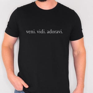 Catholic Shirt for Men Latin Catholic Gift for Teen Catholic T-Shirt for Men Catholic Gift Funny Catholic T-Shirt for Teen Veni Vidi Adoravi