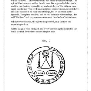 以下が含まれることがあります： テキストと魔法陣のイラストが描かれた本のページ。テキストは神秘的な体験について説明しています。イラストには、シンボル、ろうそく、テキスト「No. 2」が描かれた円が含まれています。