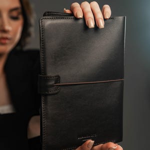 Personalized Leather Notebook A5, Custom Refillable Journal, Black Leather Sketchbook A5,  Engraved Leather Journal, Handmade Sketchbook