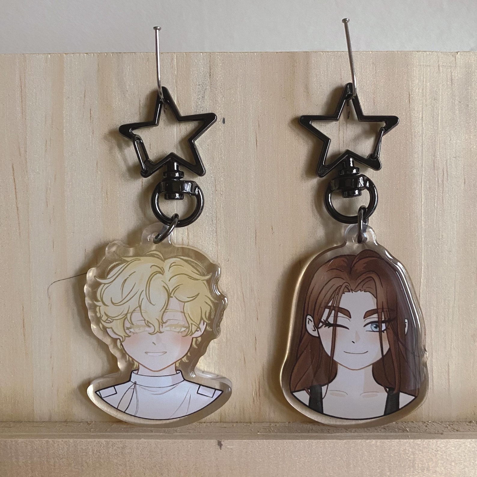 Luka & Hyuna Acrylic Keychain | HYULUKA | - Alien Stage | ALNST | - Etsy