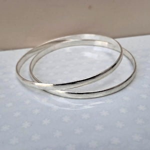 Handgjorda stapelarmband i sterlingsilver - 2-pack