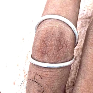 Sterling Silver Swan Neck Splint Ring: Handmade Arthritis Finger Support
