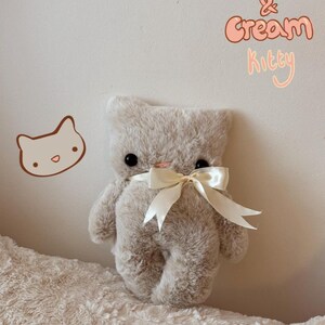 Schattige handgemaakte knuffels 'Bunbie' Cookies&Cream Kitty