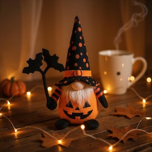 Halloween Gnome: Pumpkin & Bat Plush Nordic Decor