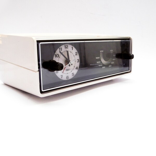 White Alarm Clock Radio