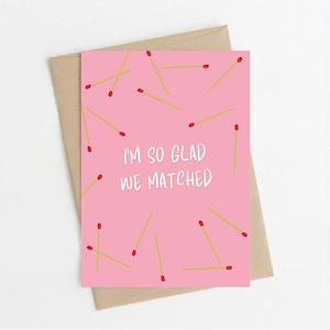 Ik ben zo blij dat we bij elkaar passen - Love Greetings Card - woordspeling girlie Humor