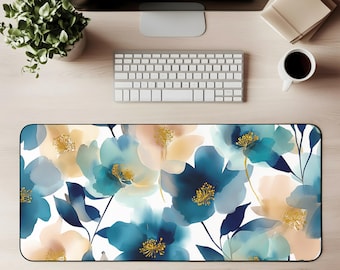 Blaue Blumen Schreibtischunterlage Aquarell Blumendruck Mauspad Elegante Schreibtischunterlage Goldakzent erweiterte Matte Geschenk für Mama Modernes botanisches Dekor